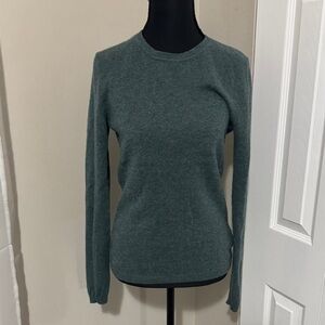 100% Cashmere Crew Neck Sweater